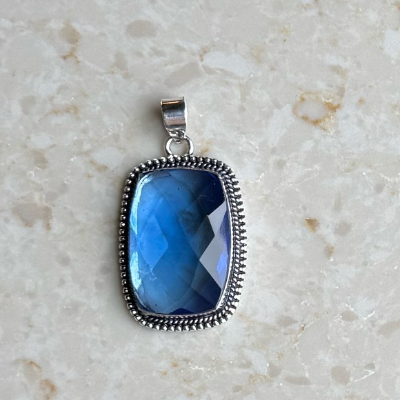 NWOT Sundance On the Lake Pendant Tanzanite Sterling Silver